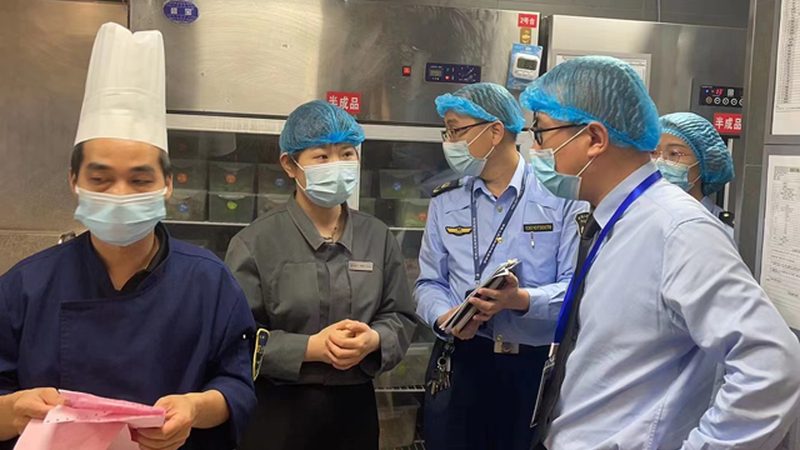 小包装蜜饯果干作为一种方便携带的休闲食品，其规格多样，主要分为以下几类：
